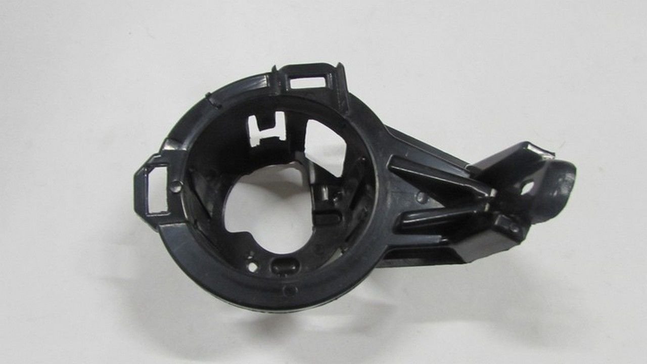 JUKE 2011- SİS LAMBA BRAKETİ (YUVASI) SOL