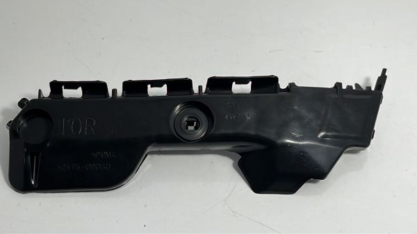 TAMPON BRAKETI ARKA YARIS 06-09 SAG