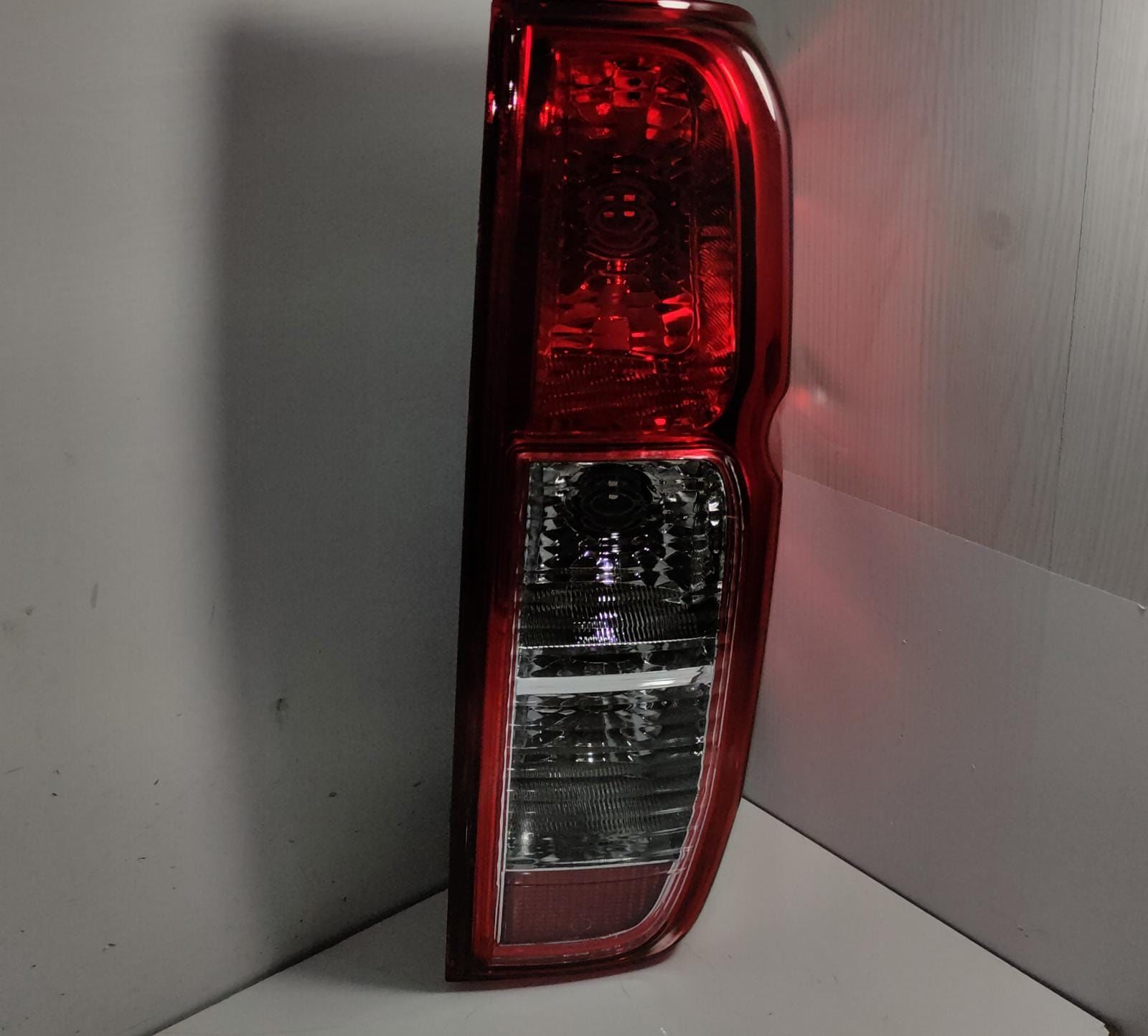 Stop Navara Sağ 06- 14 Duylu