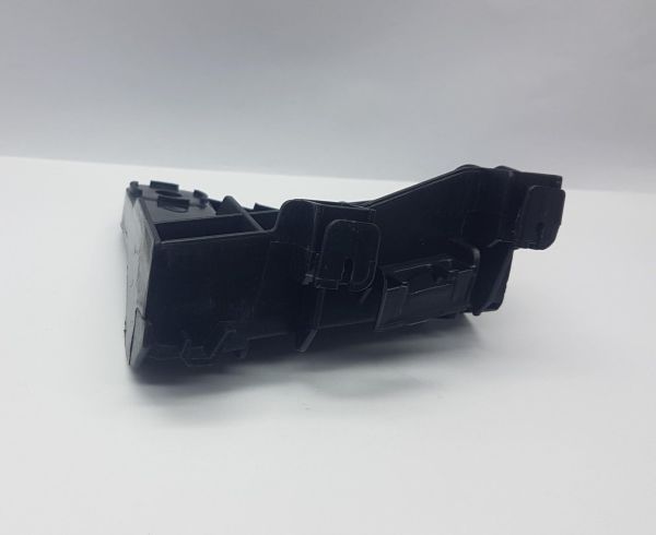 Tampon Braketi Arka Corolla 2013- Sağ Üçgen