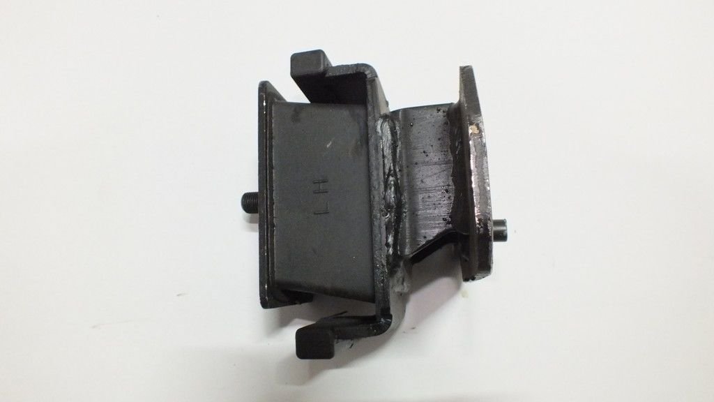 NQR YM MOTOR TAKOZU SOL