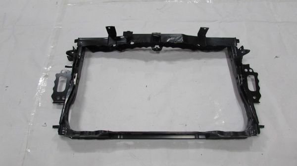 AURIS 2007-2012 ÖN PANEL