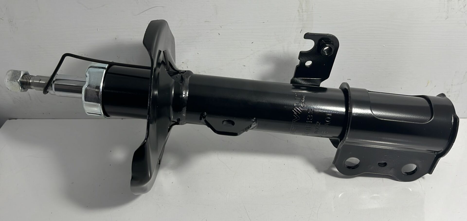 AMORTISÖR ÖN COROLLA SOL 02-06