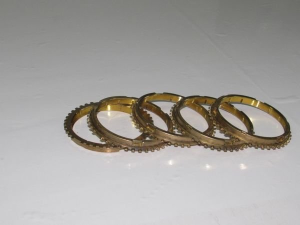 BONGO SENKROMEÇ SARISI  1-2