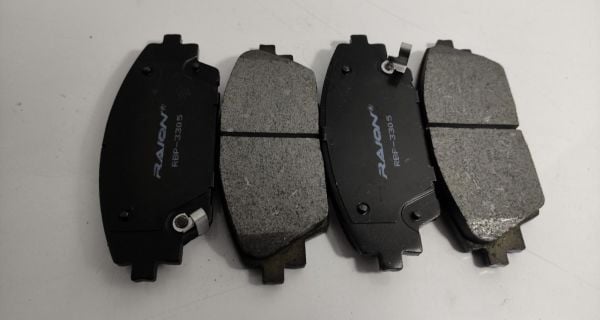 Balata Ön Mazda 3  13-