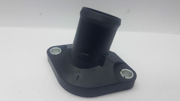 Termostat kapağı Juke 2010-