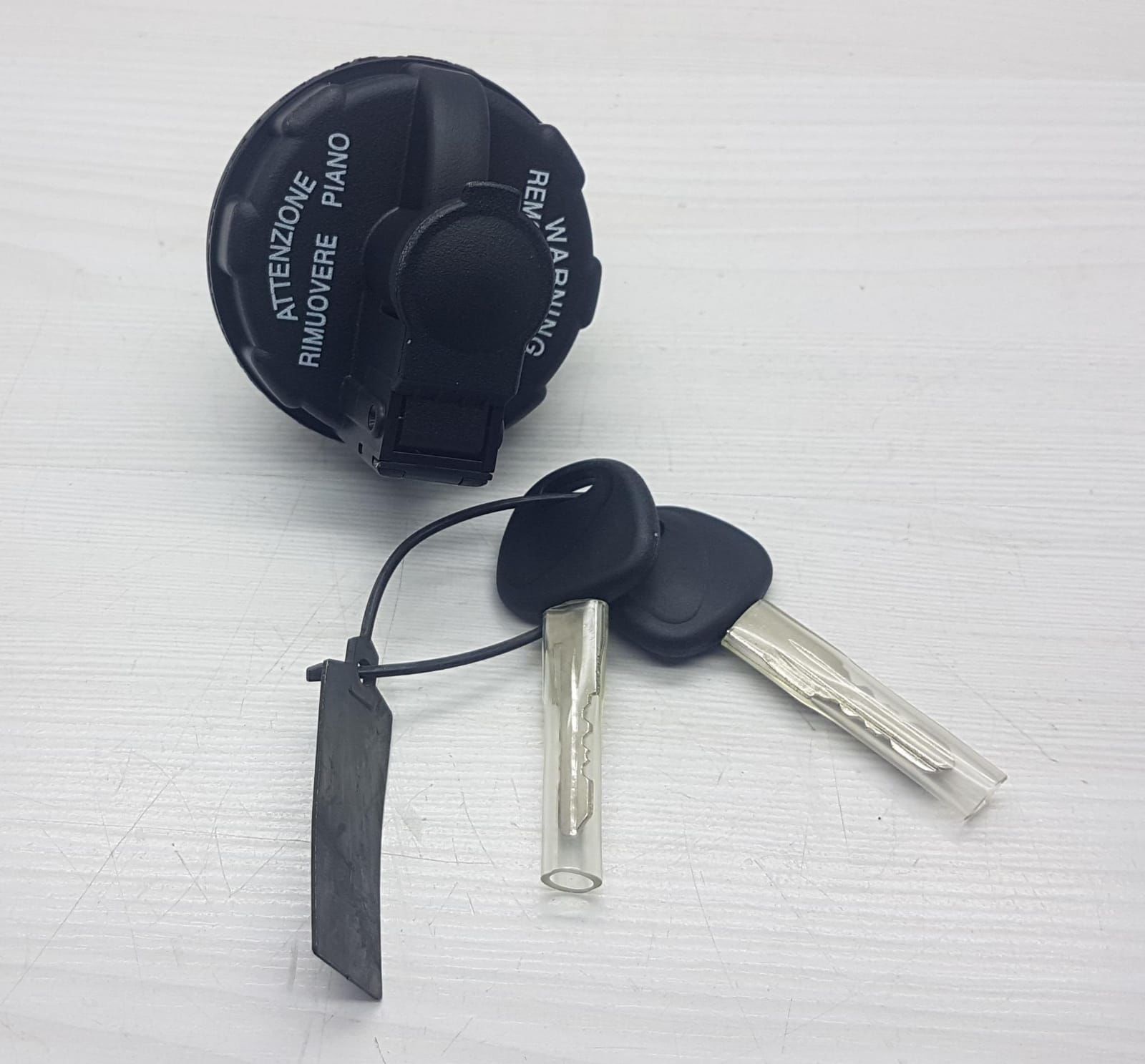 DEPO KAPAGI H100 KMY 1997-2004/2005-/BONGO 2004- KILITLI KAPAKLI