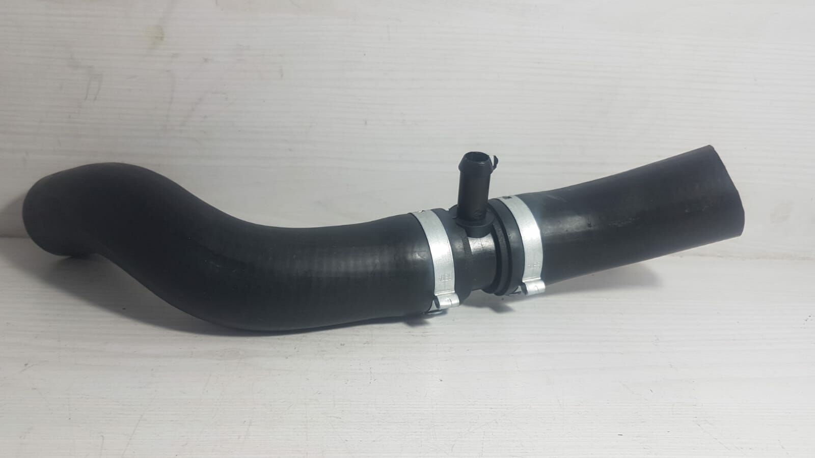 juke radyatör hortumu üst 10-