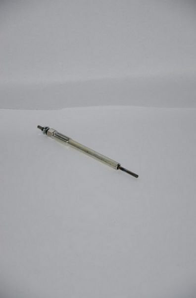 COROLLA VERSO 2,2 D4D 2004- / AVENSIS 2,0 2,2 2003-2008 KIZDIRMA BUJİSİ 11 V