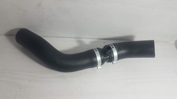 juke radyatör hortumu üst 10-