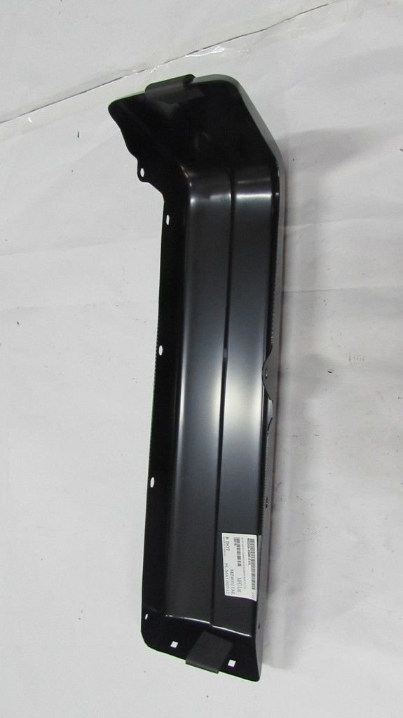 B2500 1997-2000 TAMPON ARKA SİYAH SOL