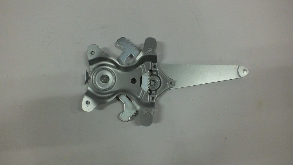 HILUX 2016-2019 CAM KRIKOSU ELEKTRİKLİ ARKA SOL