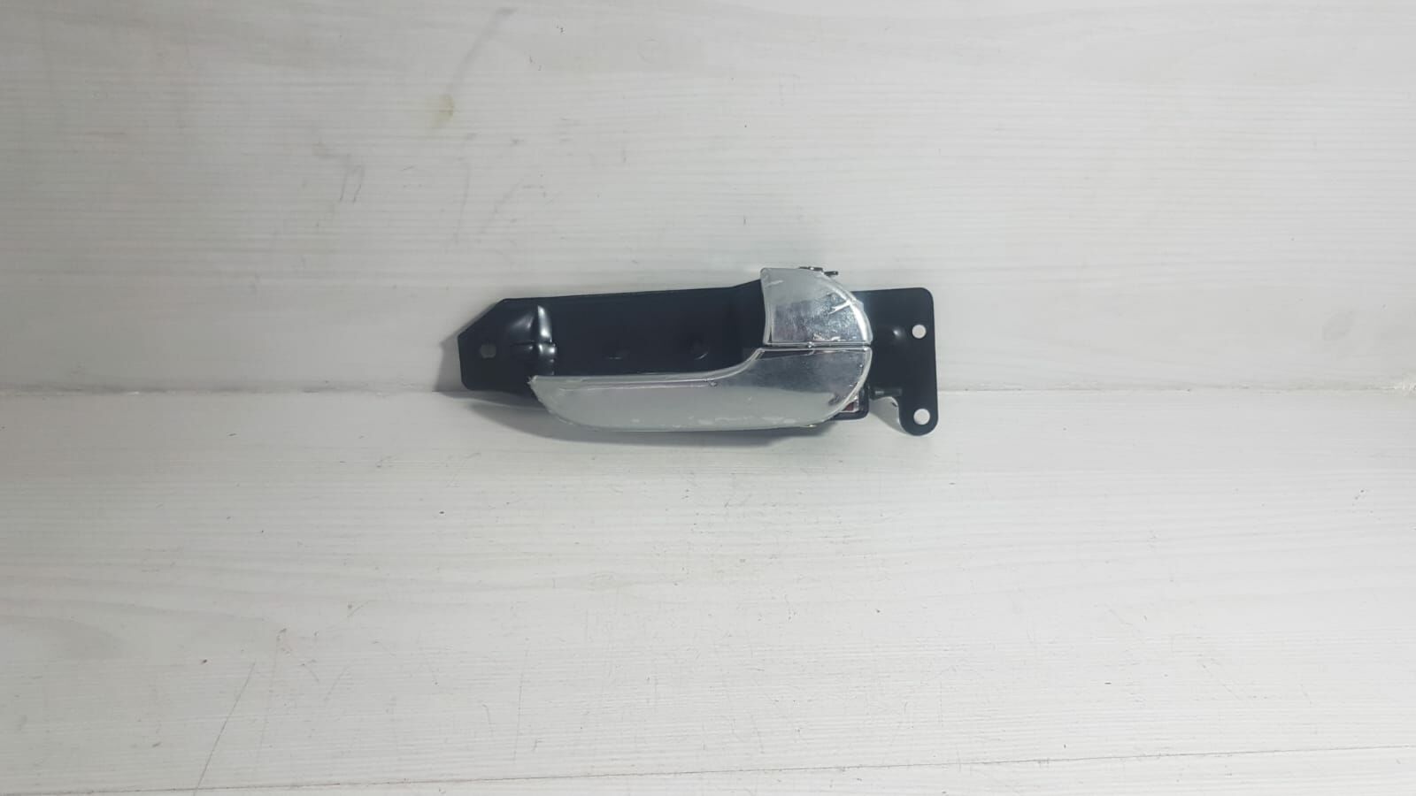 bongo kapı kolu ön iç sağ nikelajlı 04-