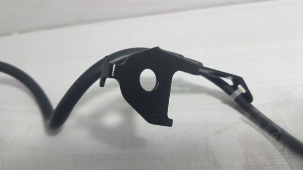 yaris abs sensörü sağ ön 06-