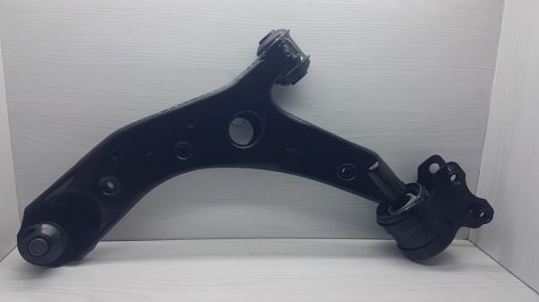 Salıncak Mazda 3 Sol 2004-2009 ALT TABLA BEŞİK ROTİL