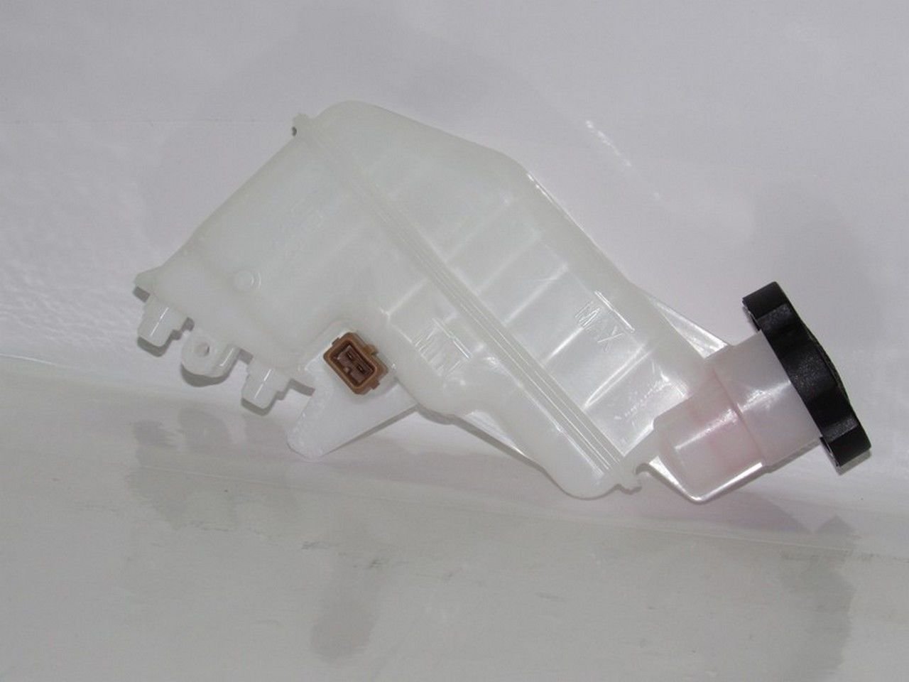 ELANTRA11-13 FREN YAĞ HAZNESİ