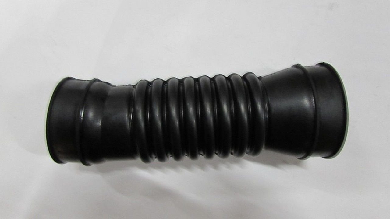 HILUX  PICK UP  2.4 D HAVA FİLTRE HORTUMU