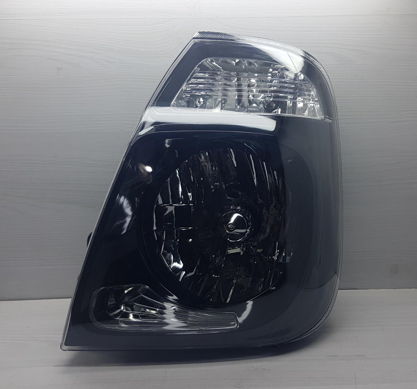 Far bongo Sol 2012-ici Siyah