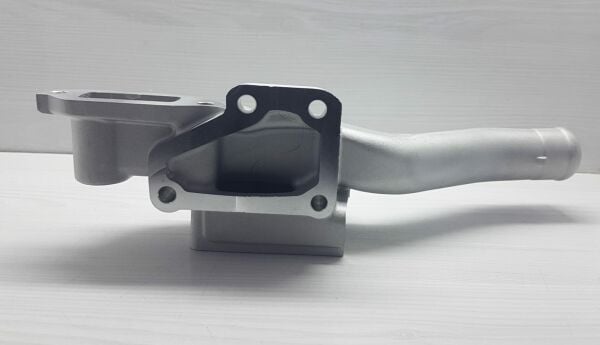 TERMOSTAT KAPAGI D22 1998-2002 ALT GÖVDE YUVA NİSSAN PİCKUP