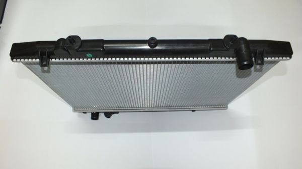 D22 98-02 2.7 TD27 / 2.5 TD25 RADYATÖR MANUEL BRAZING TİP 16 MM