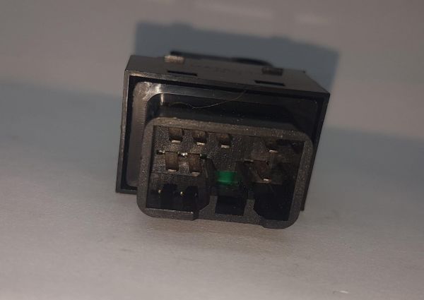 Cam dügme Ceed 2007-2012/Sportage 2010-2015 Sağ