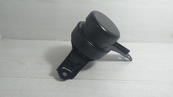 corona carına 92-97  motor takozu kulagı sag yaglı