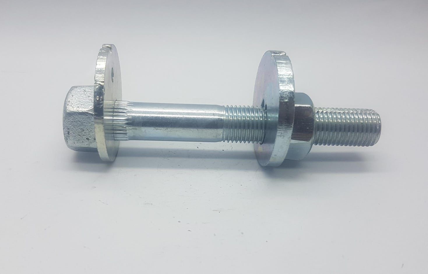 Salıncak Civata Navara Üst