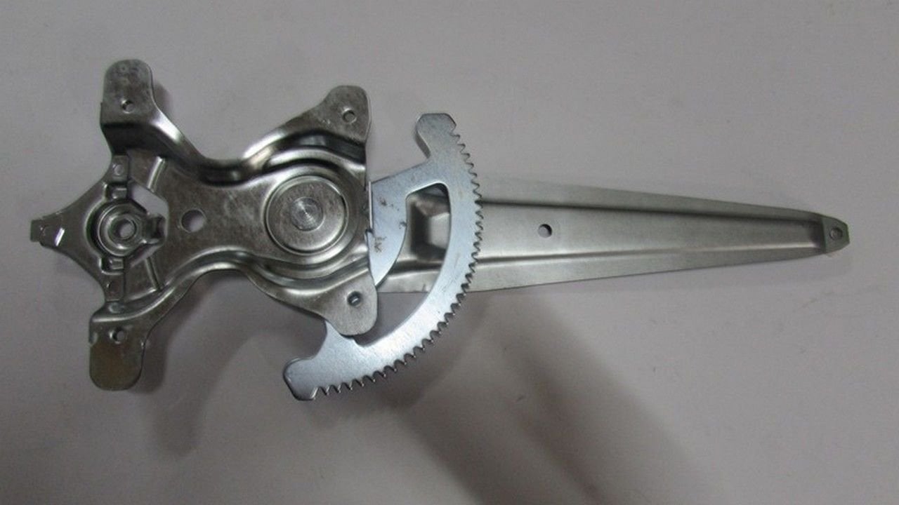 COROLLA 2002-2006 CAM KRİKOSU ELEKTRİKLİ ARKA SAĞ