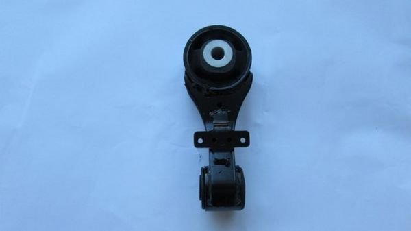 YARIS 1NDTV  03- DIESEL MOTOR TAKOZU ÖN