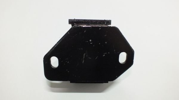 ISUZU NPR59 / NKR MAKAS TAKOZU SOL