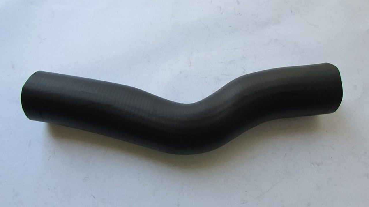 FUSO CANTER FE511 / FE711 (EURO IV) 2006- RADYATÖR HORTUMU ÜST