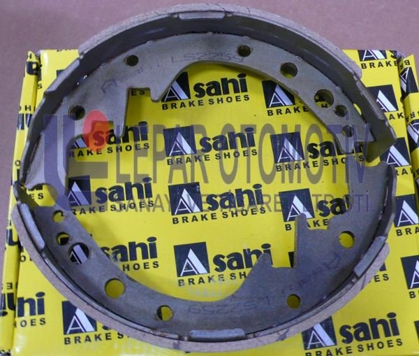 HILUX LN 85    S 2259 A FREN BALATASI ARKA PABUÇLU