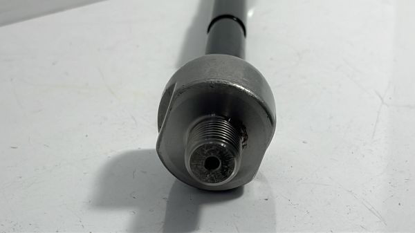 Rotkolu Avensis 97-02