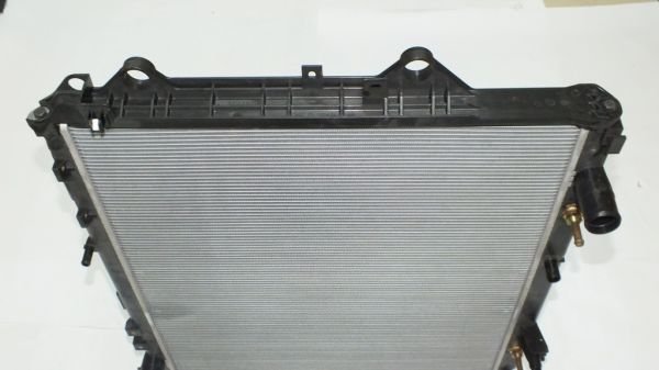 HILUX WIGO 2015- RADYATÖR OTOMATİK BRAZING TİP