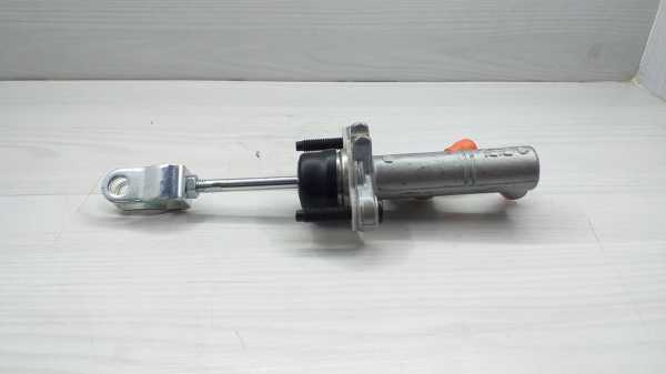 Üst Merkez Era Benzinli 41610-1g000 debriyaj silindiri