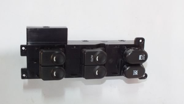 i30 2007-2012 CAM DÜĞMESİ ÖN SOL