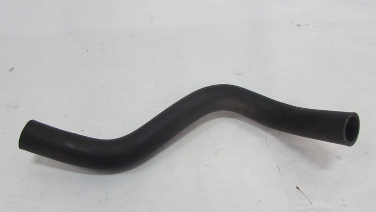 EXCEL 1990-1994 RADYATÖR ALT HORTUMU