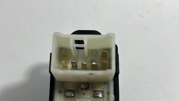 CAM DÜGME I10 07- SAG