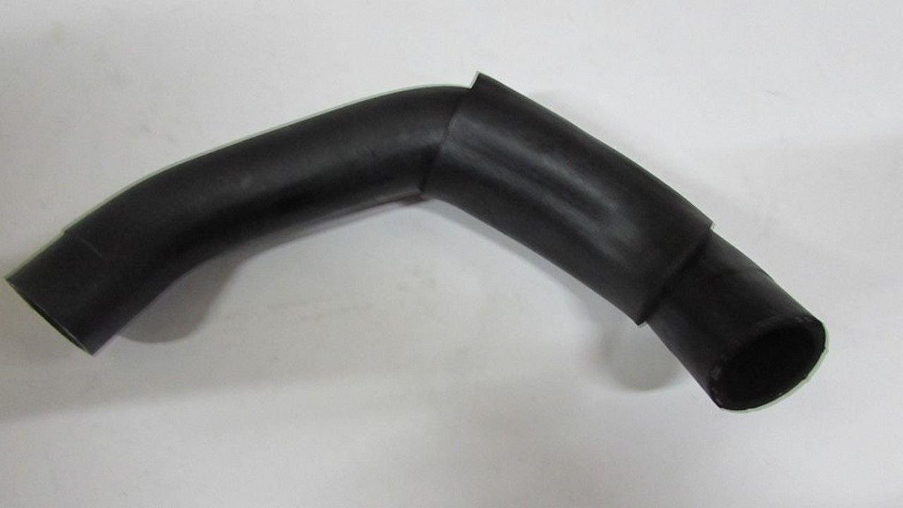 L300 RADYATÖR ALT HORTUMU