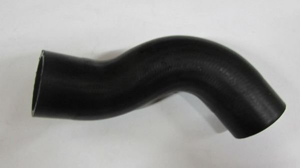 D MAX  3.0 D. - 4x4  ÇİFT KABİN OTOMATİK VİTES TURBO HORTUMU