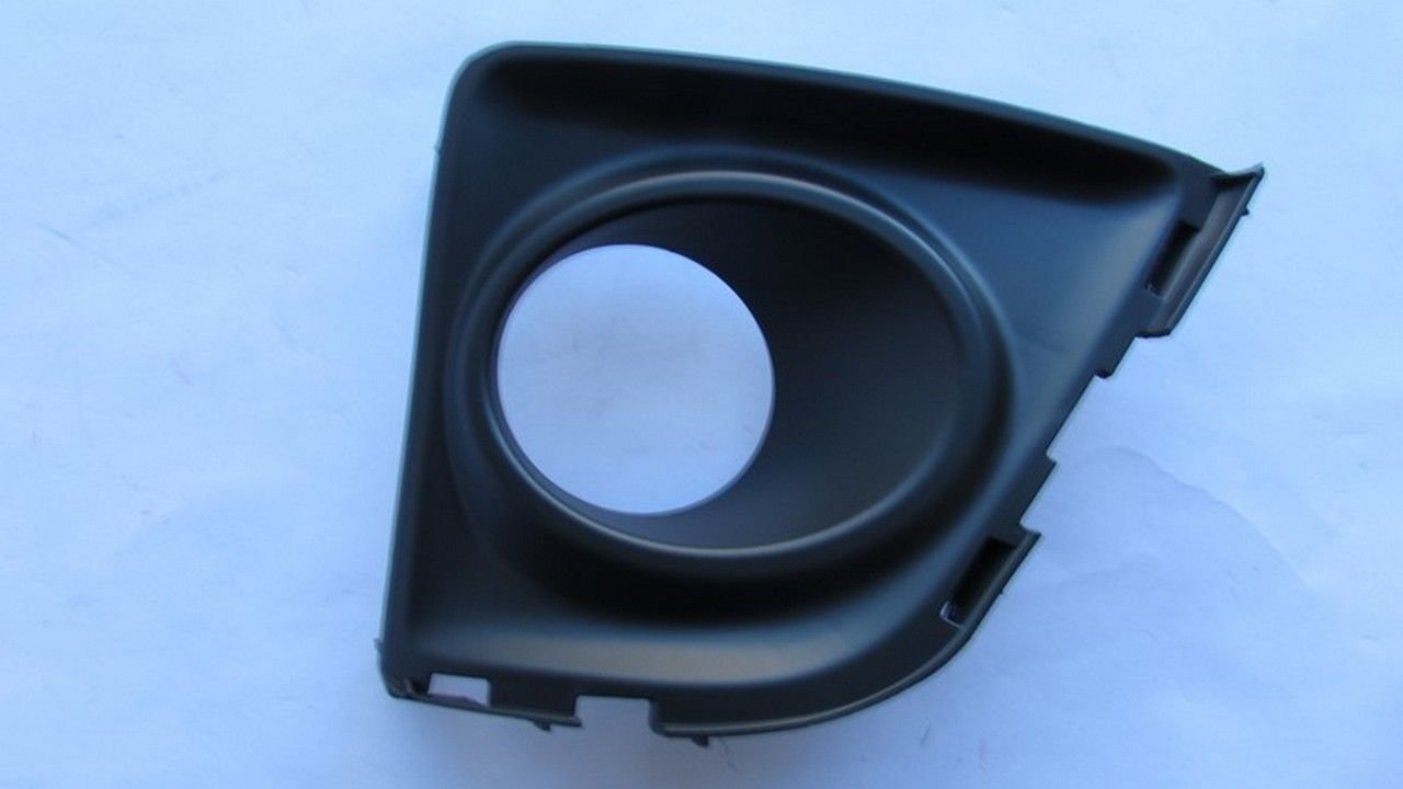 COROLLA 2013- SİS LAMBA KAPAĞI (SİS DELİKLİ) SAĞ