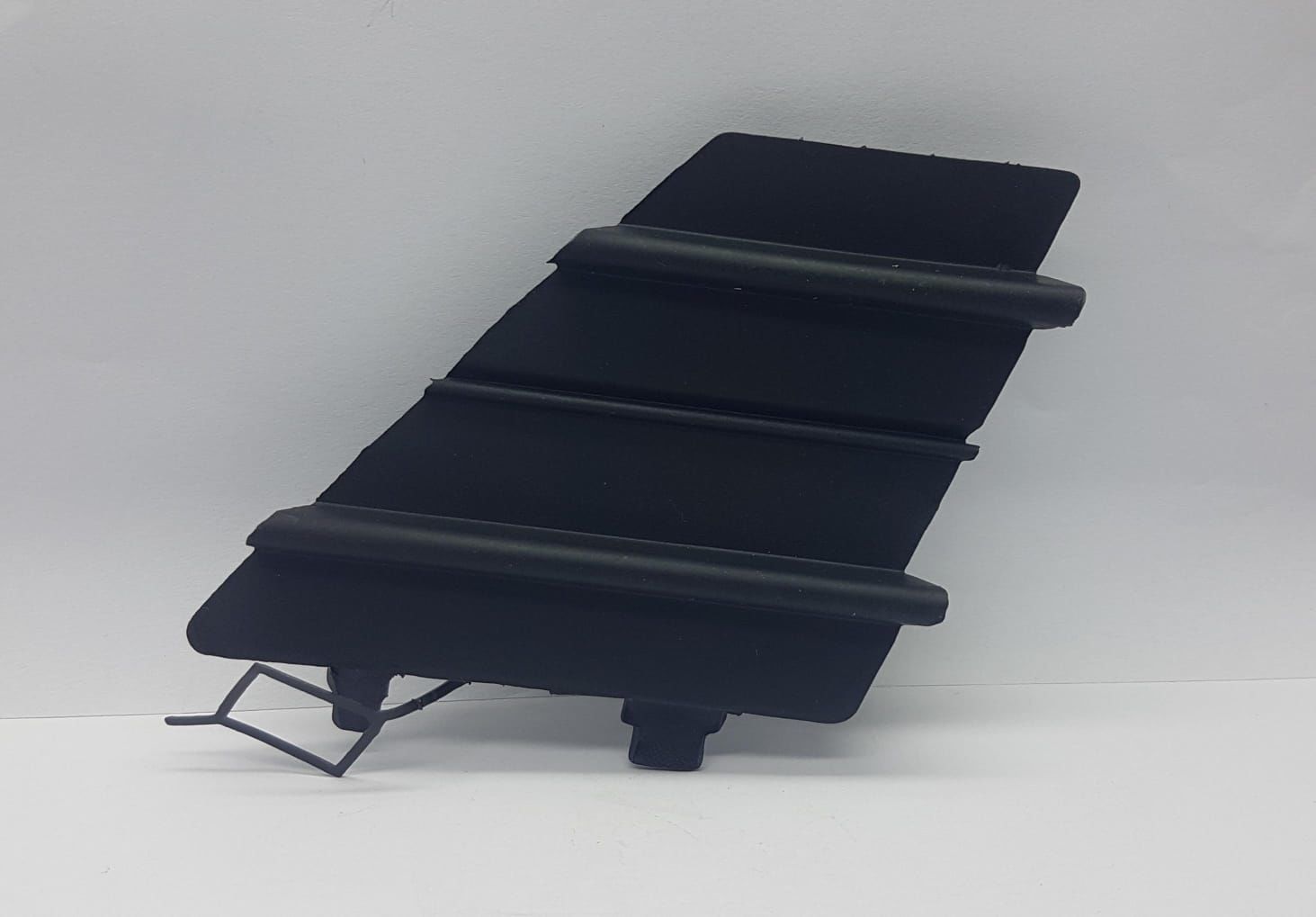 Çeki Demir Kapağı Ön Yaris 2017-2019