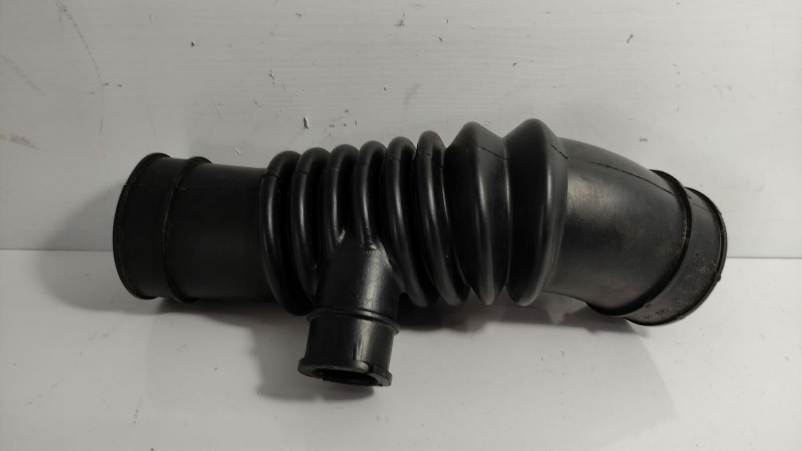 Hava Filtre Hortumu i20 1,4 09-