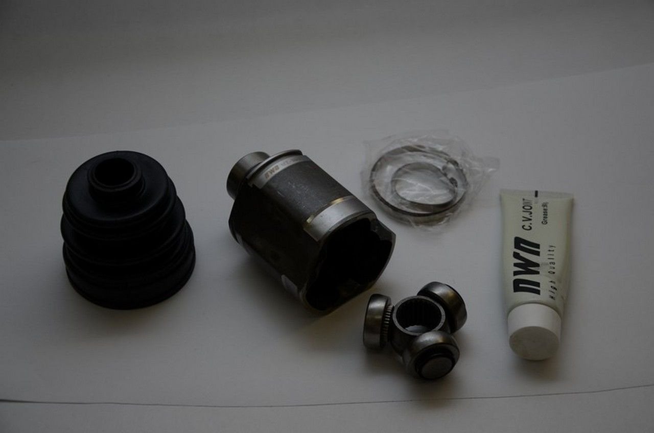 626 1,8 2,0 1988-1991 İÇ AKS KAFASI VE KÖRÜK KİTİ SAĞ 24 DİŞ