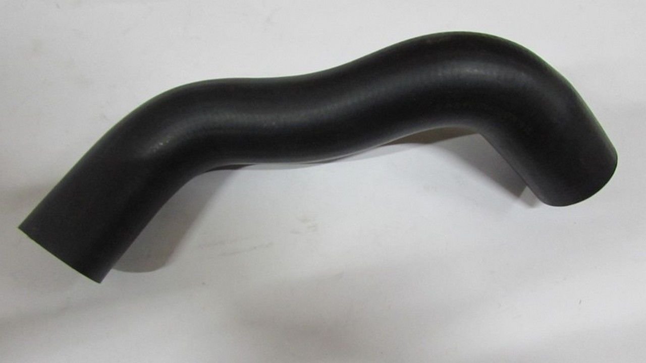 CANTER 444/449 RADYATÖR ALT HORTUMU