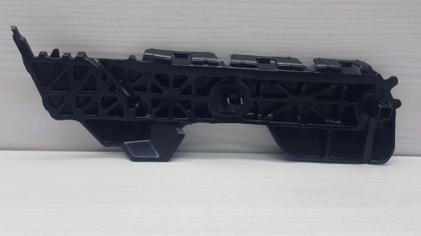 Tampon Braketi Arka Yaris 2006-2009 Sağ