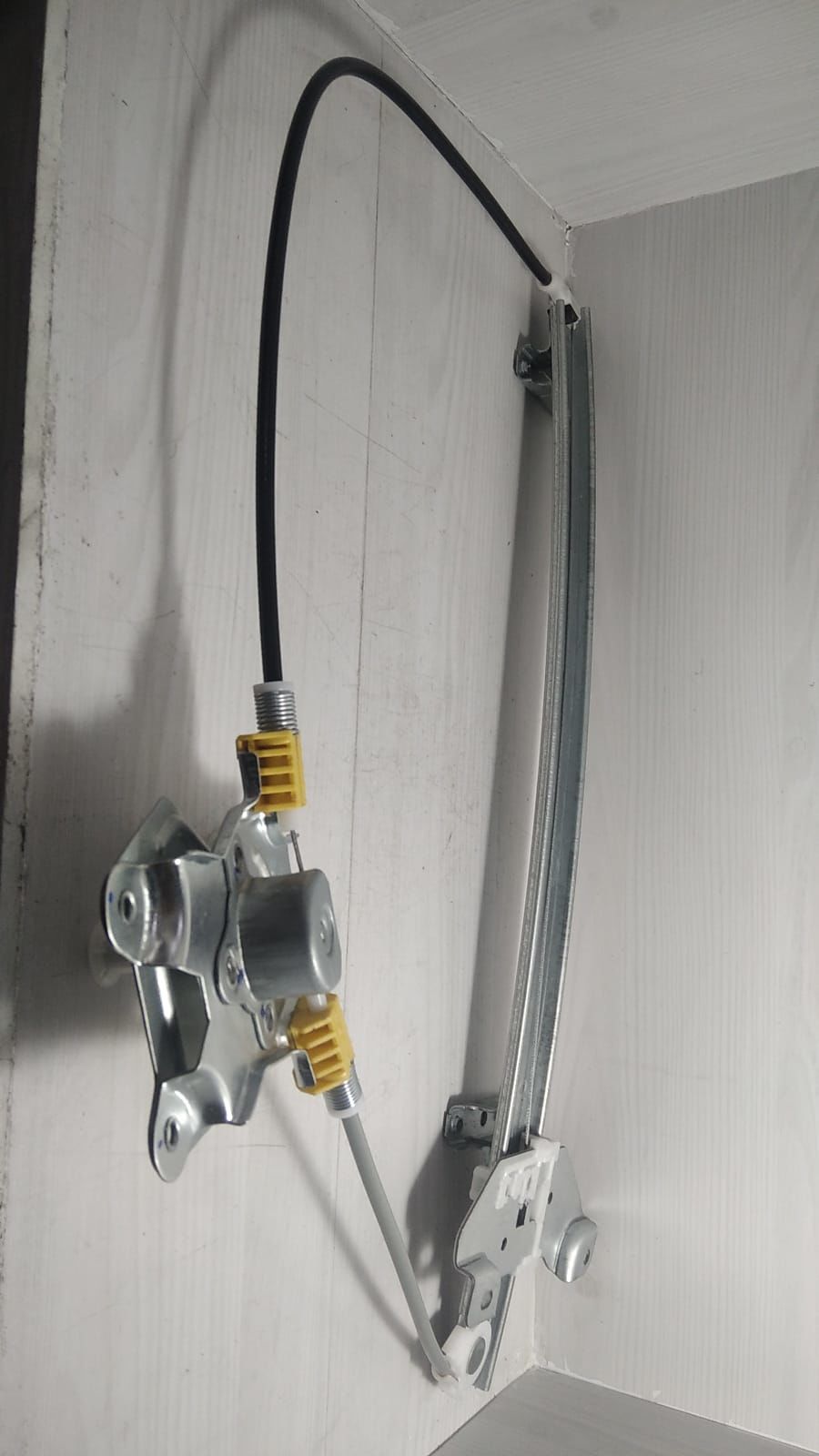 Nıssan d21 86-97 cam krıko sag manuel