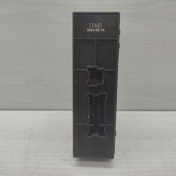 CAM DÜGME QASHQAI 14- SOL DIK SOKET