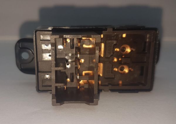 Cam Dügme i20 Arka R/L