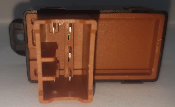 Cam Dügme i20 2015-2017 Sağ /Arka R-L